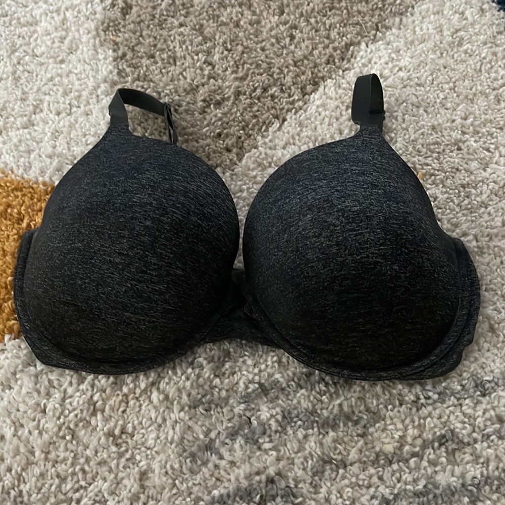 Victoria Secret 38DDD